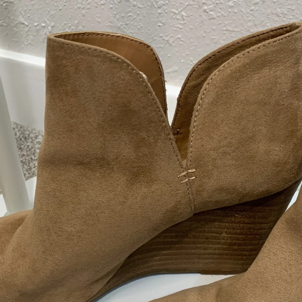Abound Camel Suede Wedge Ankle‎ Boots
